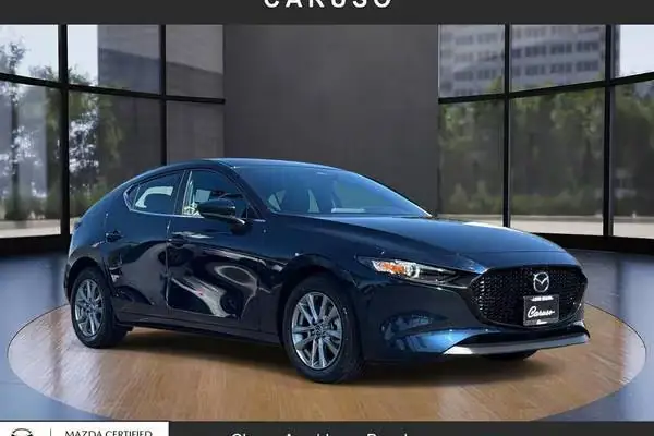 Đánh Giá Chi Tiết Mazda 3 Cũ: Từ Thiết Kế Đến Trải Nghiệm Thực Tế