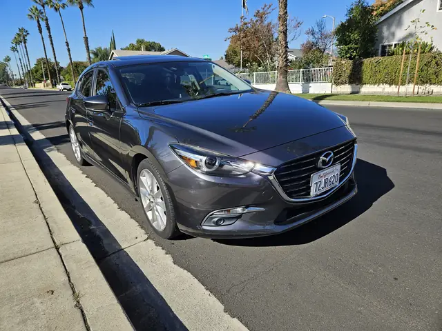 So Sánh Giá Và Phiên Bản Mazda 3 Ontario Để Chọn Mua Nhanh