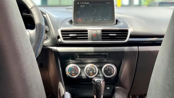 Vệ Sinh Quạt Gió Điều Hòa Mazda: Hướng Dẫn Chi Tiết Giúp Tăng Tuổi Thọ Và Hiệu Suất