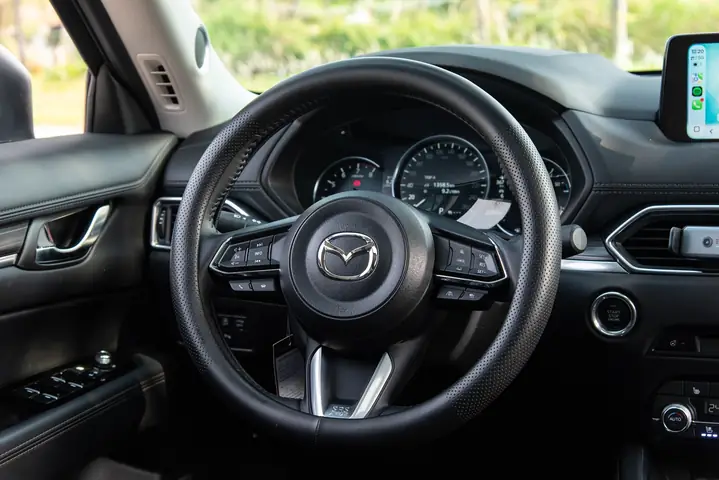 Vì Sao Xe Mazda Chạy Ồn? Khám Phá Nguyên Nhân & Giải Pháp Tối Ưu