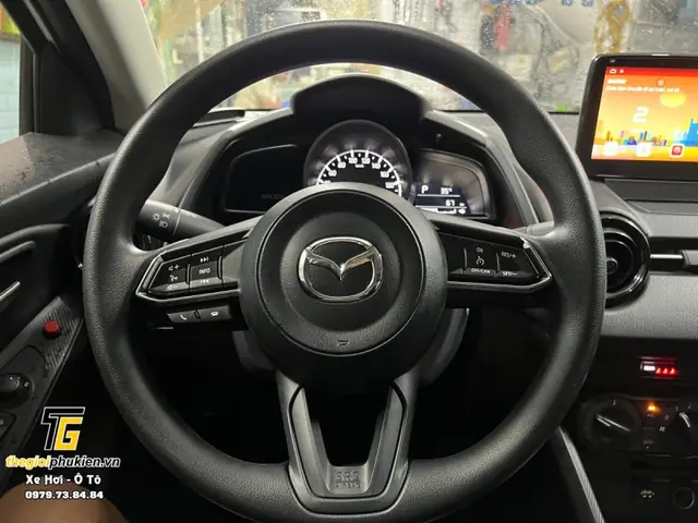 Cách Thay Thế Và Nâng Cấp Vô Lăng Mazda 2 Cho Người Mới