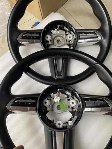 Vòng Mạ Crom Vô Lăng Mazda 3: Nâng Tầm Sang Trọng Và Trải Nghiệm Lái