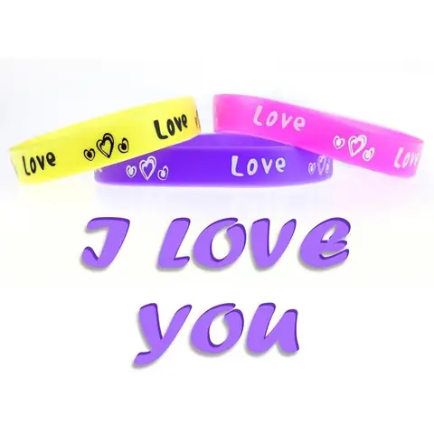 Vòng Tay Cao Su I Love Mazda: Dấu Ấn Phong Cách Cá Nhân Cho Người Yêu Xe Hơi