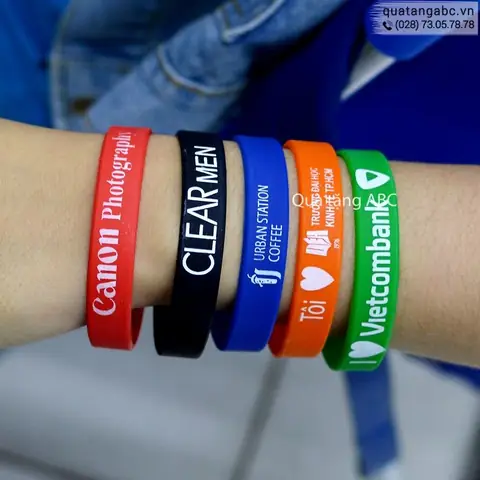 Vòng Tay Cao Su I Love Mazda: Dấu Ấn Phong Cách Cá Nhân Cho Người Yêu Xe Hơi