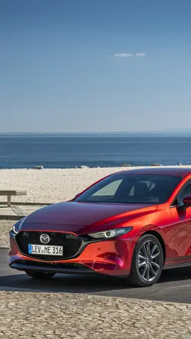 Wallpaper Ô Tô Mazda 3 1080x1920: Tuyệt Tác Kỹ Thuật Số Cho Dế Yêu