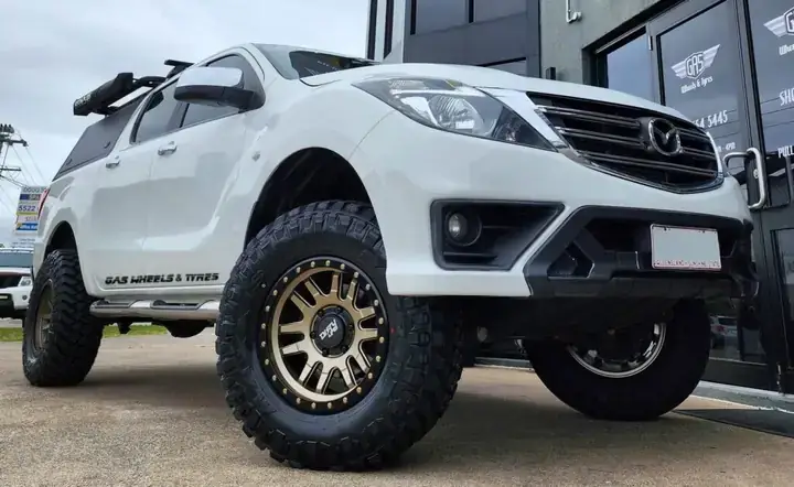 Mâm Xe Mazda Bt-50 Việt Nam: Lựa Chọn Nào Phù Hợp Cho Xế Yêu Của Bạn?