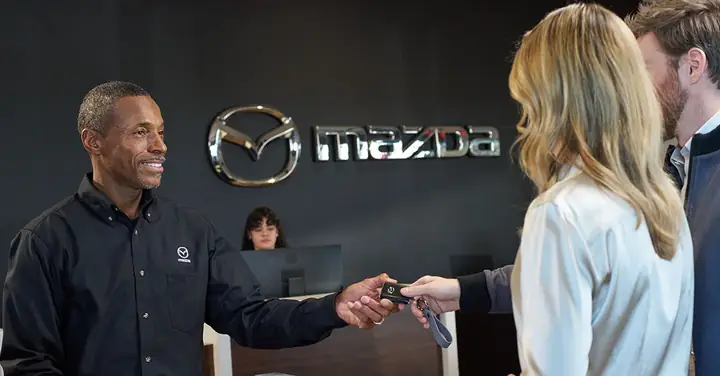 Ai Là Nhà Sản Xuất Hộp Số Mazda: Khám Phá Mối Quan Hệ Phức Tạp