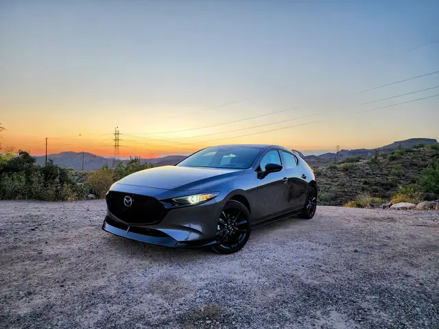 Tại Sao Mazda Giá Rẻ? Phân Tích Chiến Lược Và Yếu Tố