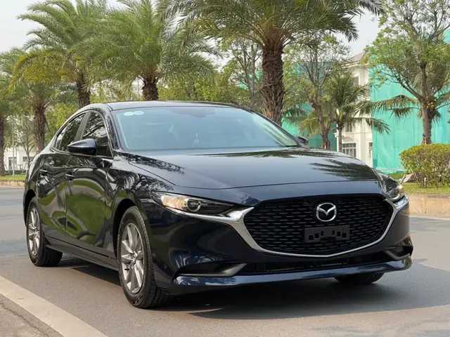 So Sánh Giá Mazda 3 Sedan Cũ: Lựa Chọn Tốt Nhất Cho Người Mua