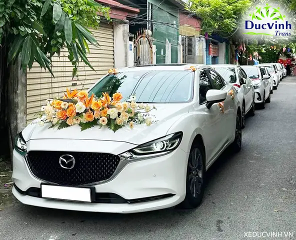 Đặt Thuê Xe Cưới Mazda 6 Giá Rẻ & Đầy Đủ Dịch Vụ Cho Dân Cưới