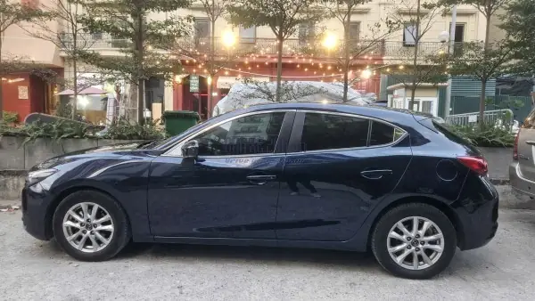 Xe Mazda 3 2018 Màu Xanh Đen: Lựa Chọn Thông Minh Cho Người Tìm Kiếm Phong Cách Và Giá Trị