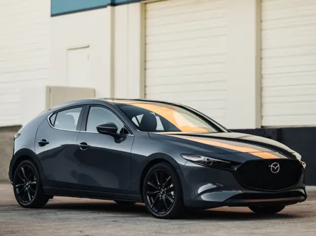 Khám Phá Mazda 3 ‘ferrari‑style’: Đèn Hậu, Wrap, Treo Khí Nén Và Cách Tự Lắp Đặt