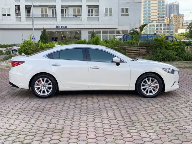 Mazda 6 Đời 2016 Màu Trắng: Chi Tiết Đánh Giá, Ưu Nhược Điểm & Kinh Nghiệm Mua