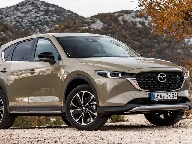 Xe Mazda Bao Giờ Ben Hơn Xe Hàn? Đánh Giá Chi Tiết So Sánh Chất Lượng