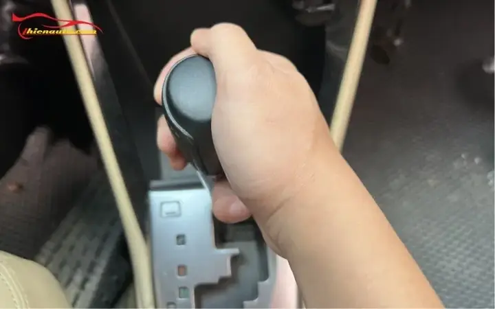 Xe Mazda Không Vào Được Số Lùi: Nguyên Nhân Phổ Biến Và Cách Khắc Phục Hiệu Quả