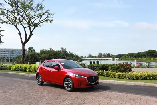 So Sánh Các Phiên Bản Mazda 2 – Lựa Chọn Tốt Nhất Cho Người Mua