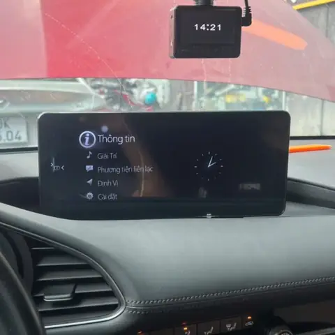 Hướng Dẫn Chi Tiết Cách Xem Video Trên Màn Hình Mazda 3