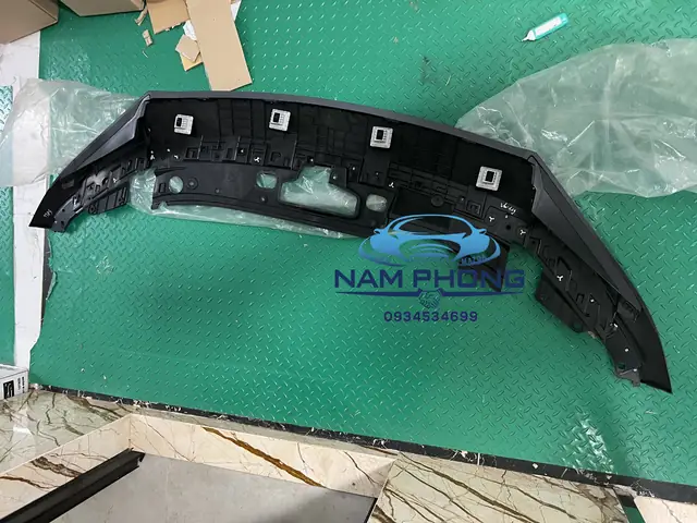 Hướng Dẫn Lắp Đặt Và Bảo Dưỡng Cụm Ốp Đầu Capo Mazda 3