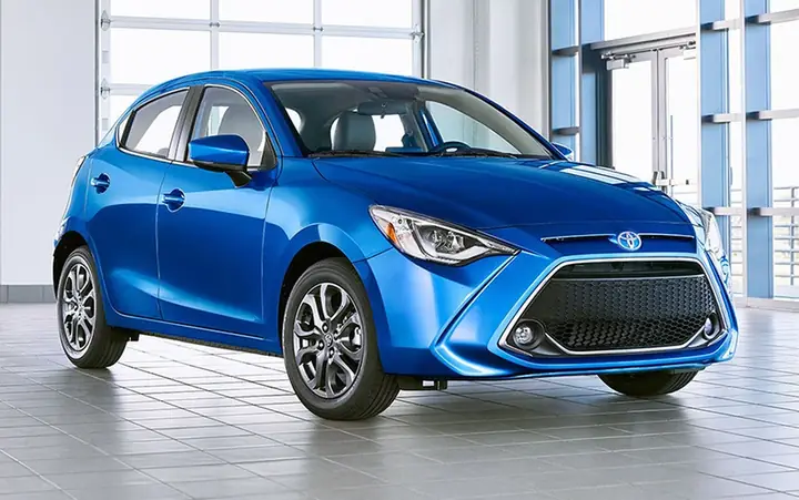 So Sánh Yaris Vs Mazda 2: Đánh Giá Chi Tiết Cho Người Mua