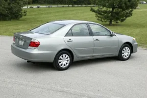 06 Toyota Camry: Cẩm Nang Toàn Diện Về Xe Hơi Cổ Điển Đầy Đam Mê