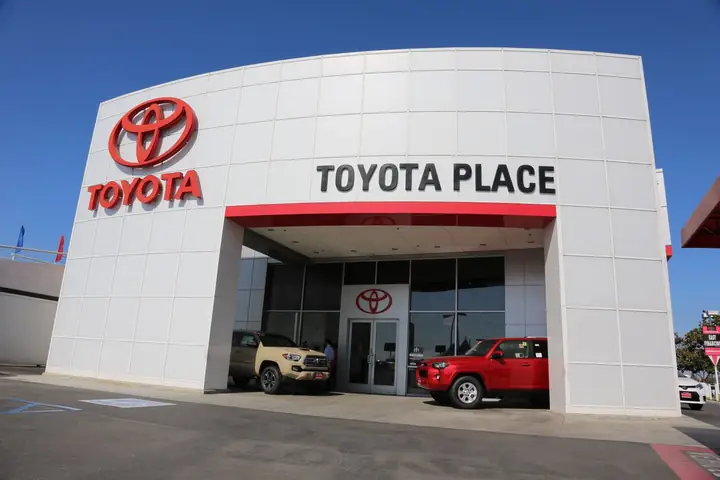 Toyota Place – Đánh Giá Chi Tiết, So Sánh Và Lời Khuyên Khi Mua Xe