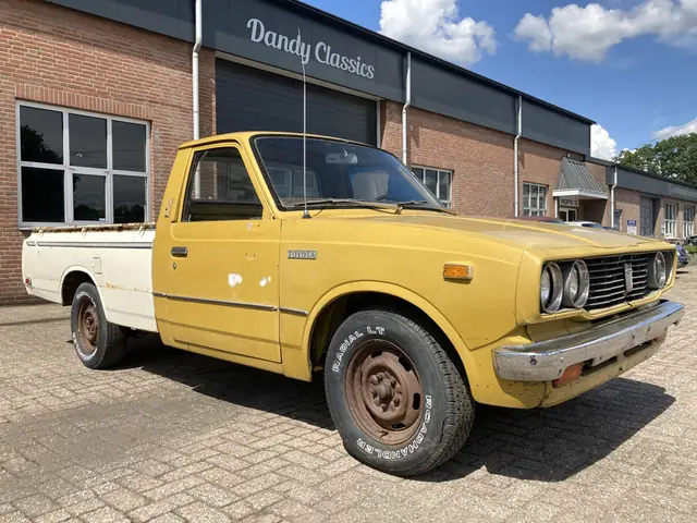 1975 Hilux Toyota: Câu Chuyện Huyền Thoại Của Một Biểu Tượng Đường Phố 1975 Hilux Toyota: Câu Chuyện Huyền Thoại Của Một Biểu Tượng Đường Phố