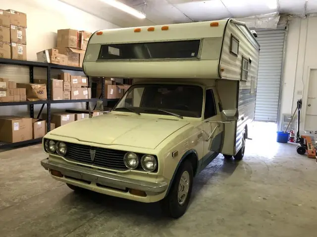 1979 Toyota Dolphin: Huyền Thoại Của Thời Kỳ Đỉnh Cao Ô Tô Nhật Bản 1979 Toyota Dolphin: Huyền Thoại Của Thời Kỳ Đỉnh Cao Ô Tô Nhật Bản