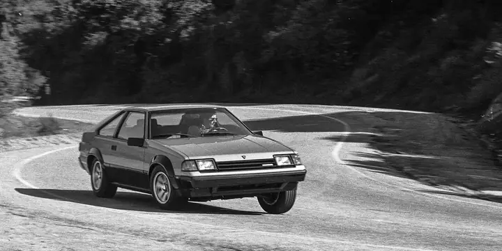 1982 Toyota Celica – Huyền Thoại Thể Thao Đánh Giá Toàn Diện 1982 Toyota Celica – Huyền Thoại Thể Thao Đánh Giá Toàn Diện