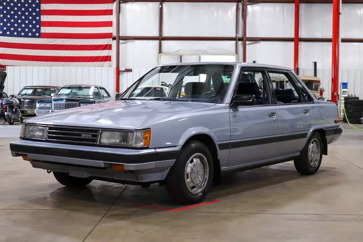 1985 Toyota Camry – Lịch Sử, Thông Số Kỹ Thuật Và Những Điểm Đáng Chú Ý