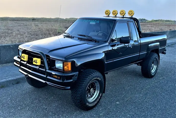 1986 Toyota 4x4 – Huyền Thoại Đường Trời Của Thế Kỷ 80