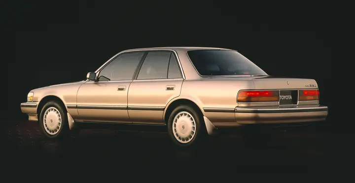 1989 Toyota Cressida: Tổng Quan Chi Tiết Về Mẫu Sedan Huyền Thoại