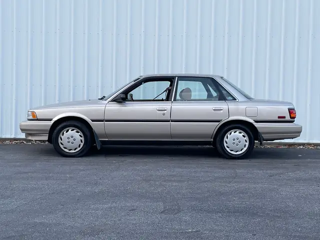 1991 Toyota Camry – Tổng Quan Chi Tiết Về Mẫu Xe Huyền Thoại 1991 Toyota Camry – Tổng Quan Chi Tiết Về Mẫu Xe Huyền Thoại