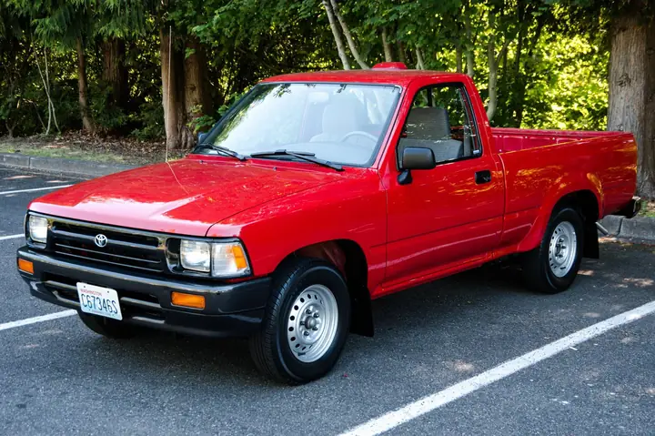 1994 Toyota Truck: Hành Trình Của Một Biệt Thự Đường Phố Và Những Bài Học Đáng Giá