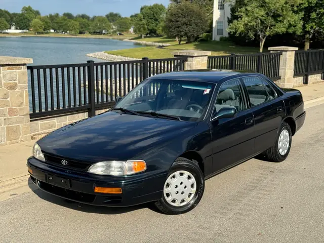 1995 Toyota Camry: Tổng Quan Chi Tiết Về Mẫu Xe Sedan Cổ Điển Và Đáng Chú Ý