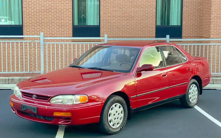 1995 Toyota Camry: Tổng Quan Chi Tiết Về Mẫu Xe Sedan Cổ Điển Và Đáng Chú Ý