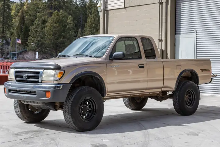 1999 Toyota Tacoma: Tổng Quan Chi Tiết Về Mẫu Xe Tải Nhẹ Năm 1999
