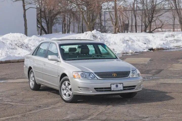 2001 Toyota Avalon – Tổng Quan Chi Tiết Về Mẫu Sedan Hạng Sang Của Toyota Năm 2001