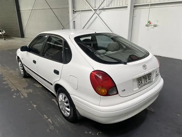 2001 Toyota Corolla: Đánh Giá Tổng Quan Và Những Thông Tin Cần Biết