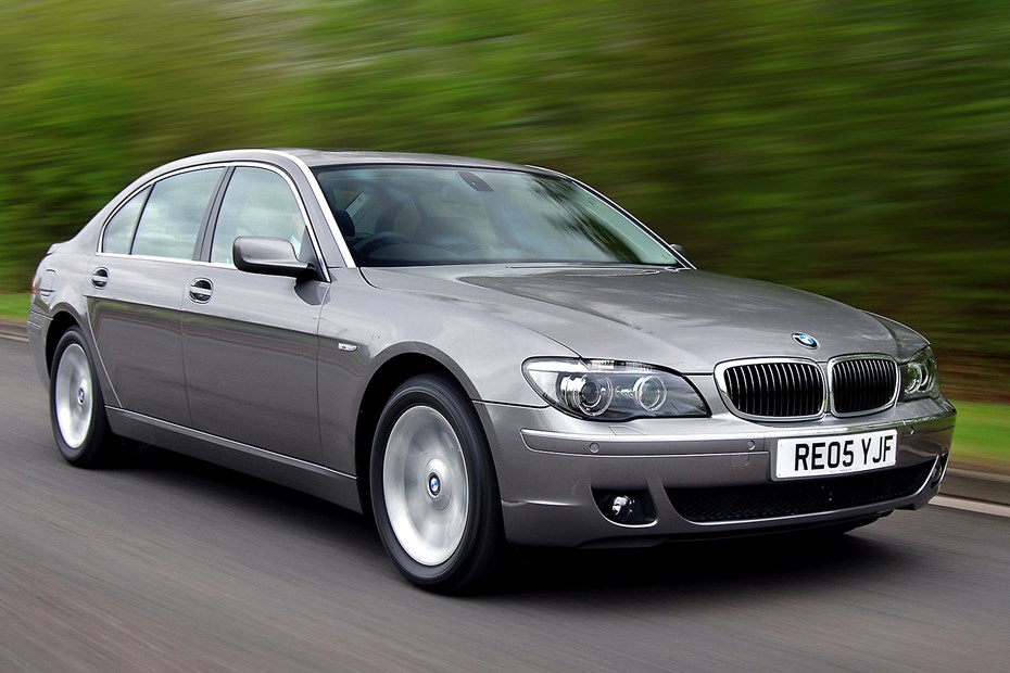 2002 BMW 7 Series: Đỉnh Cao Xe Hơi Hạng Sang Đáng Mua Nhất Năm 2025? 4 2002 bmw 7 series - Hình 2