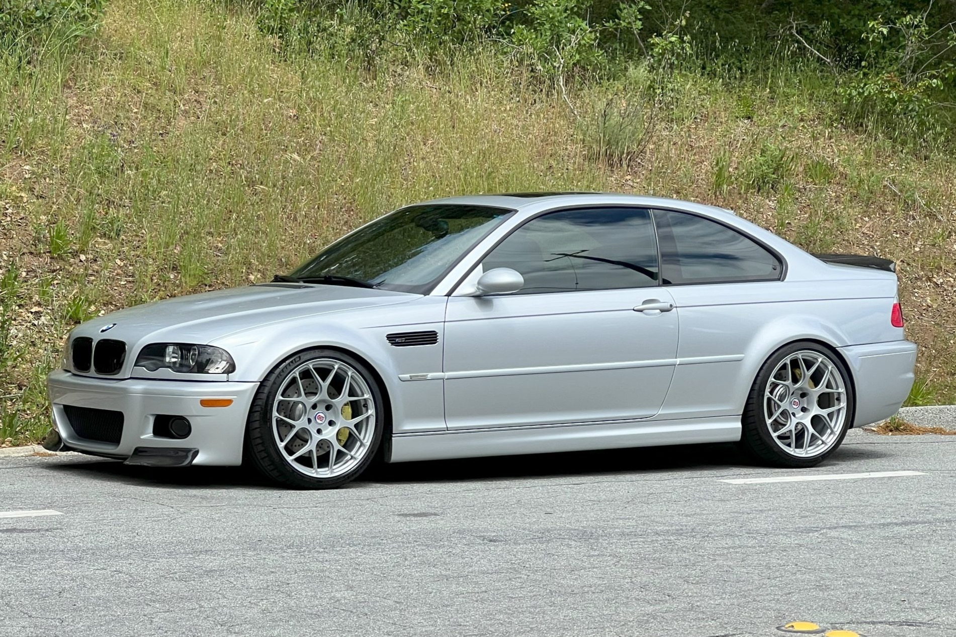 2003 BMW M3: Huyền Thoại Thể Thao Đích Thực Vẫn Còn Nguyên Giá Trị 2 2003 bmw m3 - Hình 4