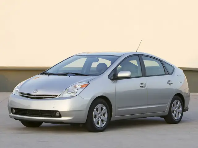 2004 Toyota Prius – Tổng Quan, Lịch Sử Và Những Điểm Đáng Chú Ý