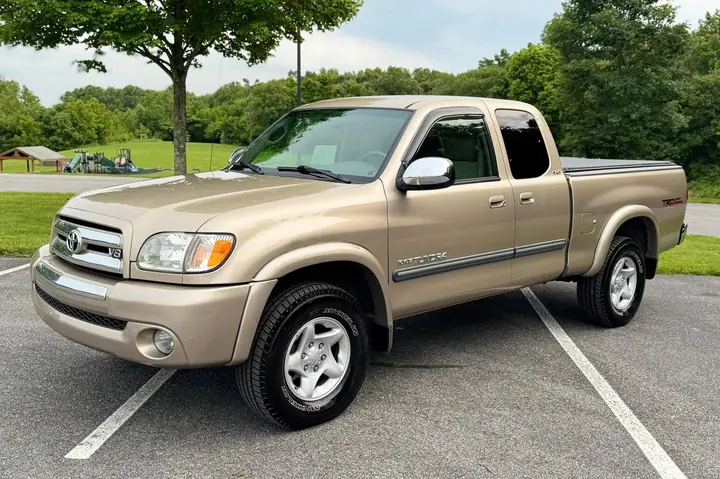2004 Toyota Tundra – Tổng Quan Chi Tiết Về Mẫu Xe Tải Hạng Trung Của Toyota