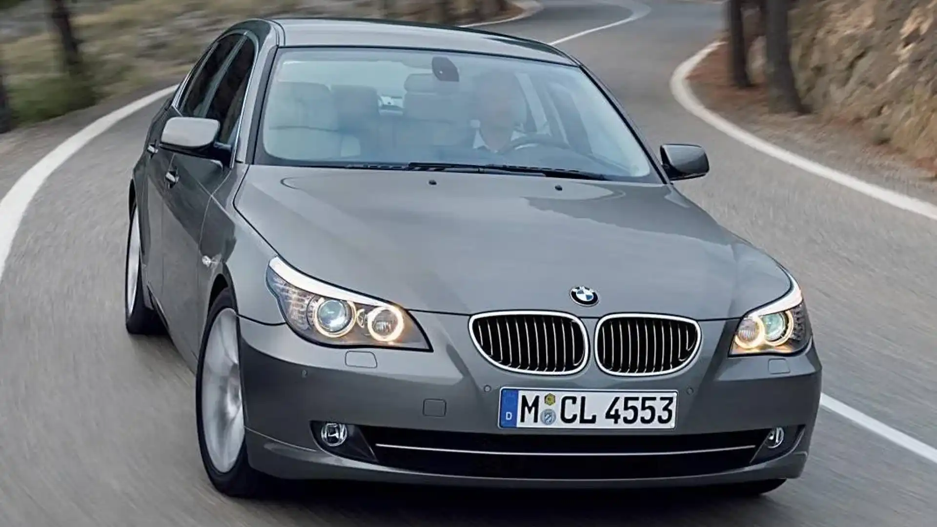 2007 bmw 520i