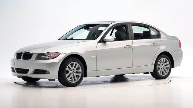 2009 BMW 3 Series: Đánh Giá Chi Tiết, Thông Số Kỹ Thuật Và Kinh Nghiệm Mua Xe Cũ 3 2009 bmw 3 series - Hình 2