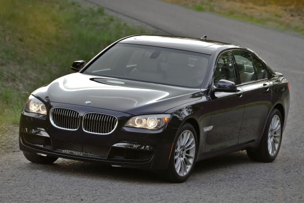 2011 BMW 750Li: Đánh Giá Chi Tiết, Thông Số Kỹ Thuật Và Kinh Nghiệm Mua Xe Cũ 3 2011 bmw 750li - Hình 3