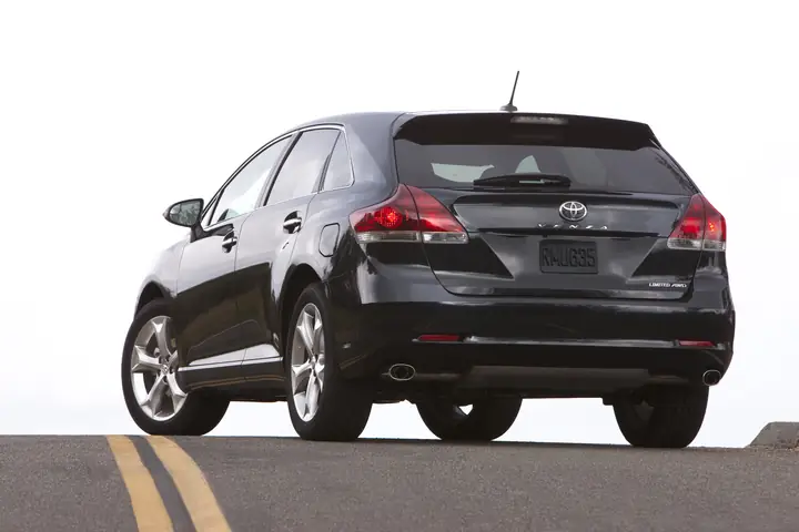 2013 Toyota Venza – Đánh Giá Toàn Diện Và Những Điều Cần Biết Trước Khi Mua 2013 Toyota Venza – Đánh Giá Toàn Diện Và Những Điều Cần Biết Trước Khi Mua