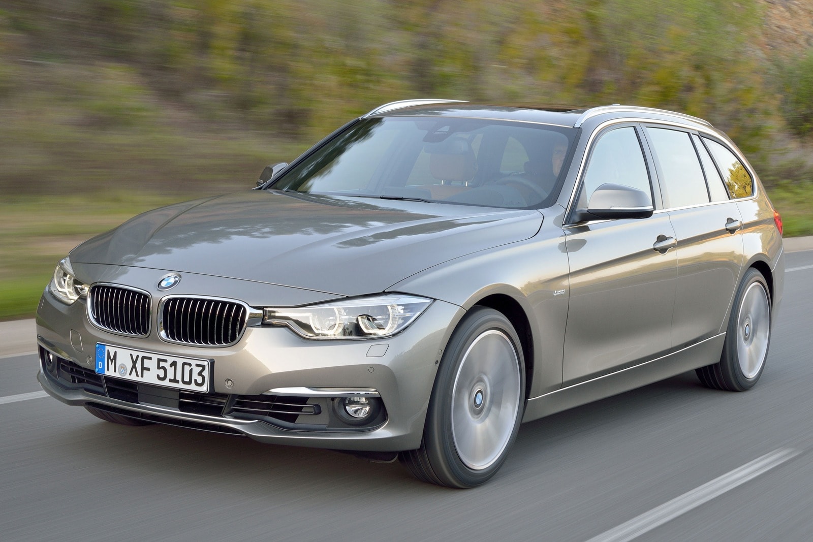 2016 BMW 3 Series: Đánh Giá Chi Tiết, Thông Số Kỹ Thuật Và Kinh Nghiệm Mua Xe 1 2016 bmw 3 series - Hình 4