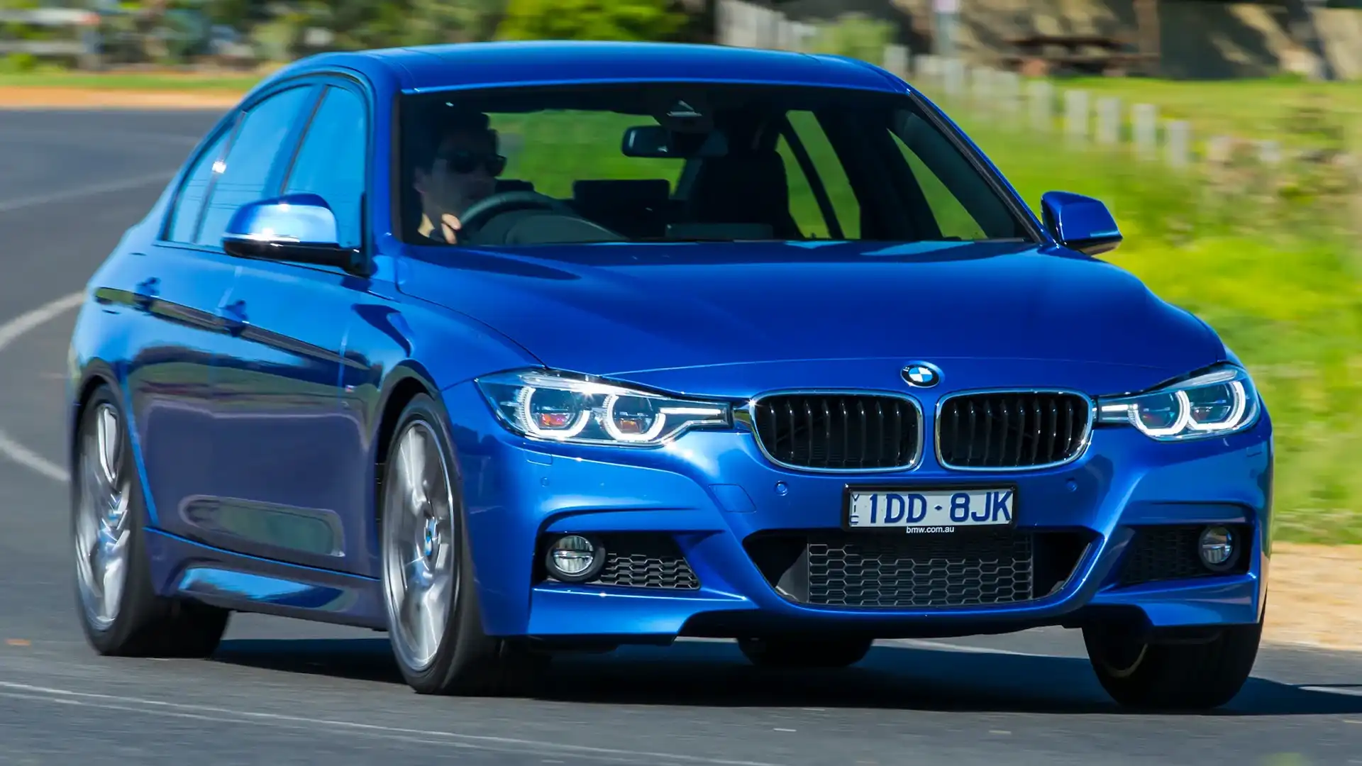2016 BMW 320i Review: Đánh Giá Chi Tiết Xe Sedan Hạng Sang Cỡ Nhỏ 1 2016 bmw 320i review - Hình 5