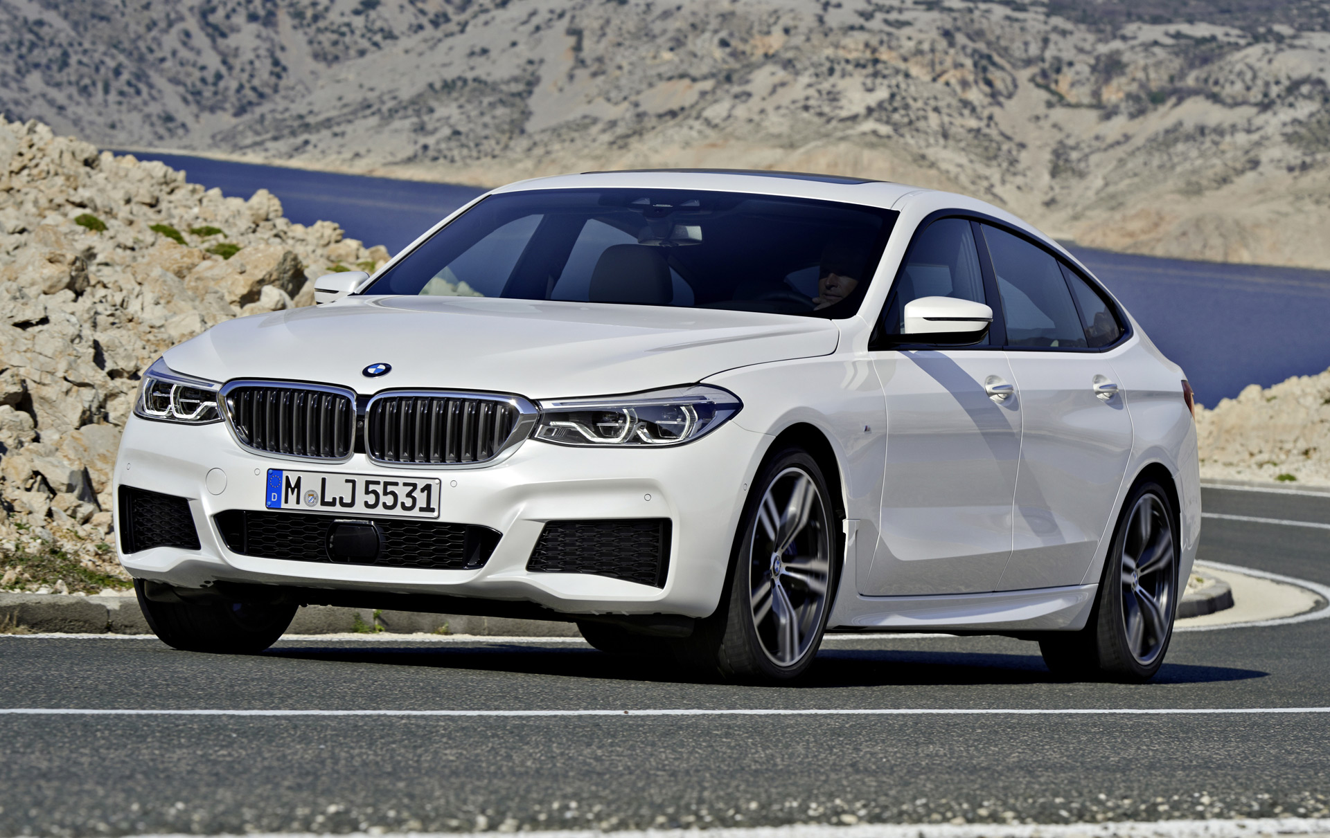 2018 BMW 6 Series: Đẳng Cấp Grand Tourer Vượt Thời Gian 4 2018 bmw 6 - Hình 2
