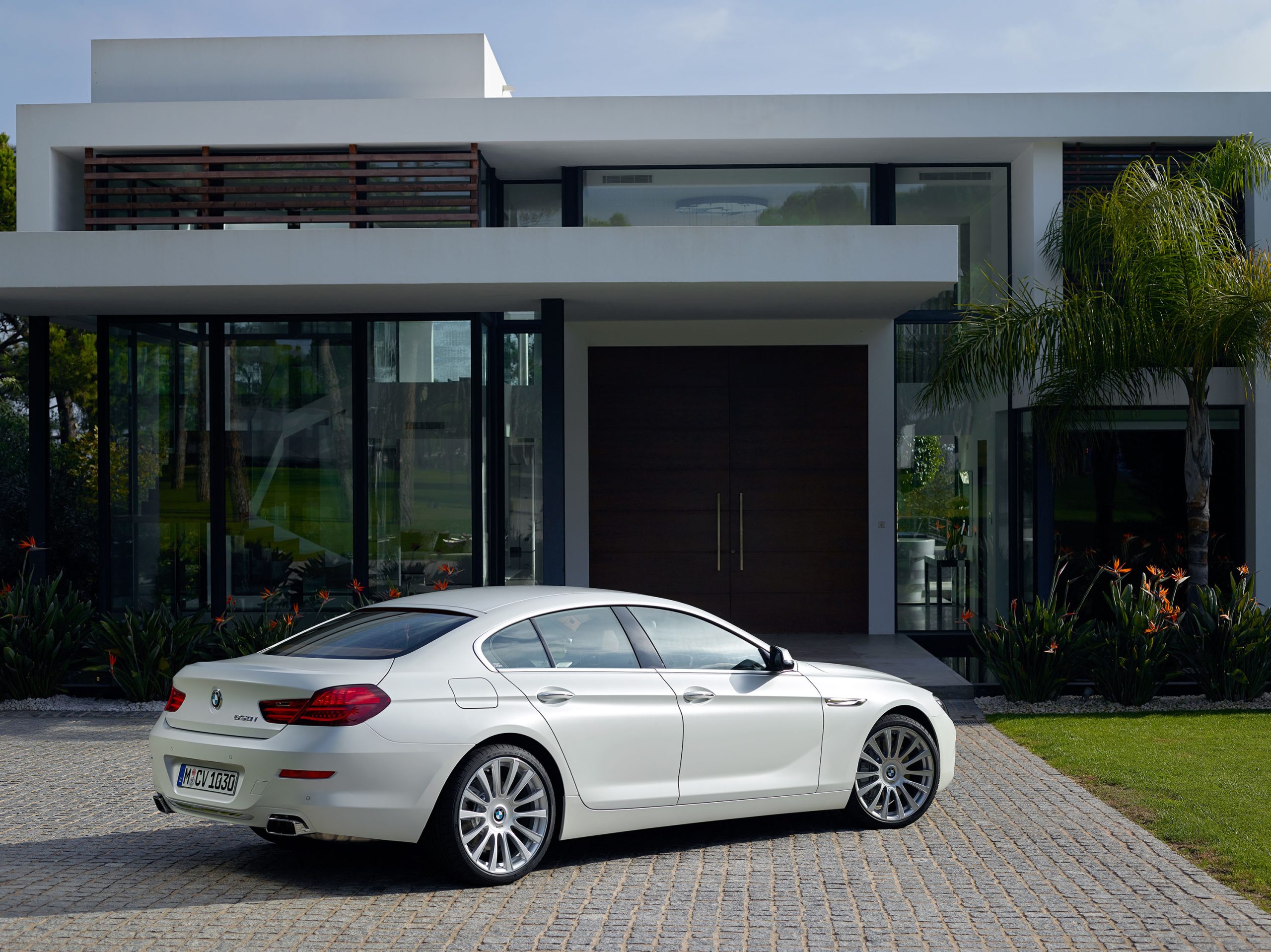 2018 BMW 6 Series: Đẳng Cấp Grand Tourer Vượt Thời Gian 1 2018 bmw 6 - Hình 5